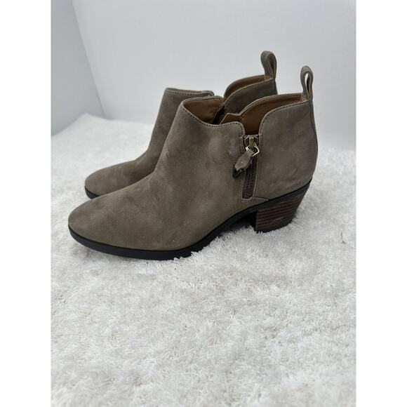 Vionic CECILY Suede Zip Ankle Boots in Stone Gray Waterproof Size 6 New - Picture 1 of 15
